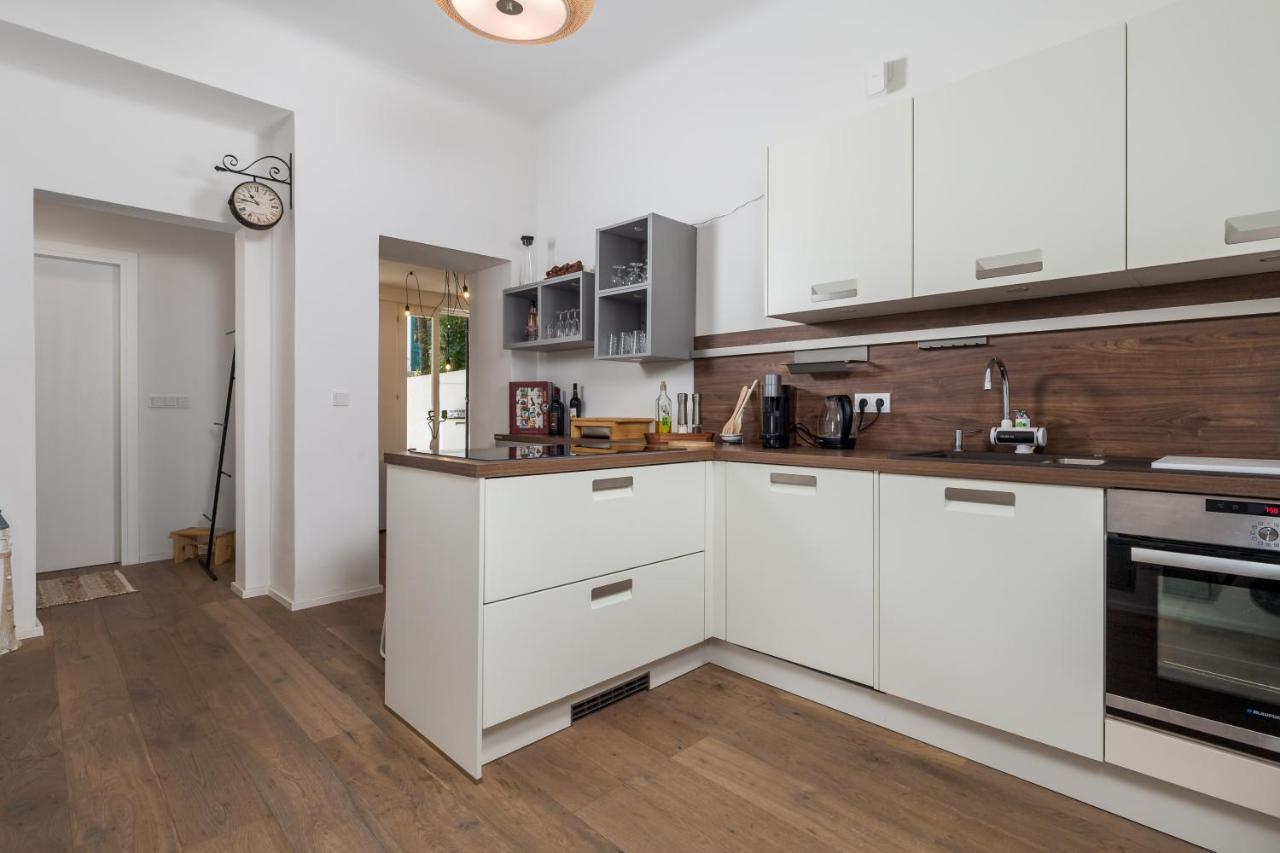 Apartman Rhea Опатия Экстерьер фото
